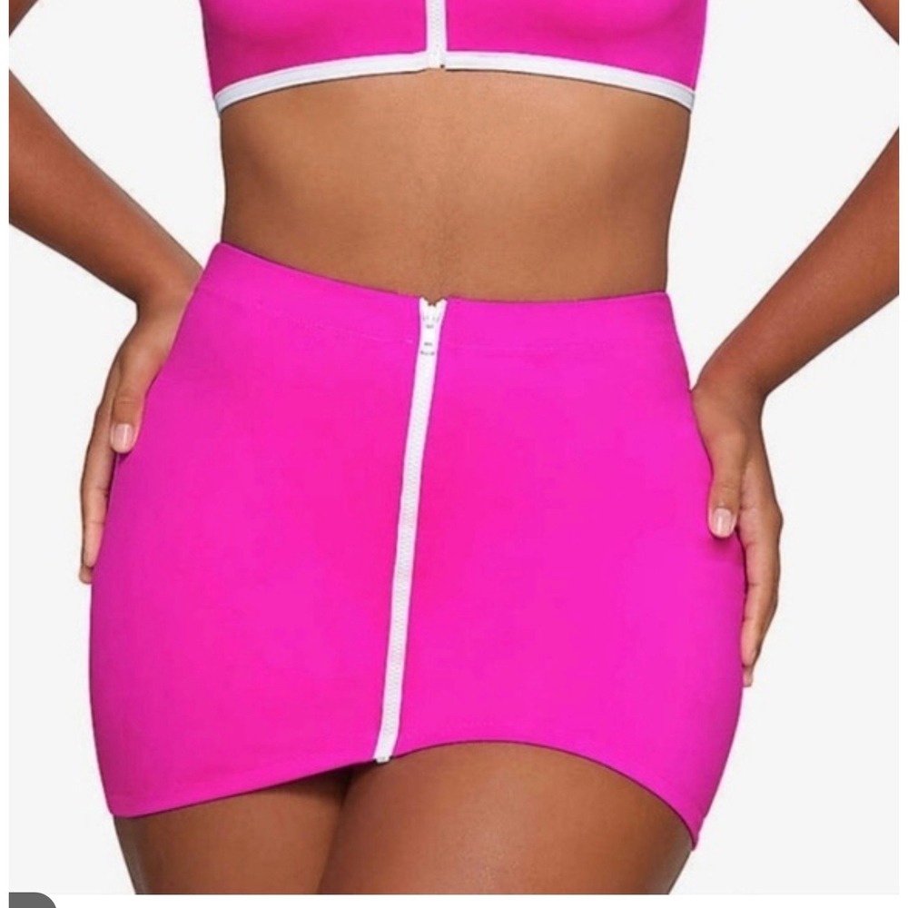 SKIMS Sporty Zipper Swim Mini Skirt‎ Hibiscus Pink Large CU-SKT-3024 NEW